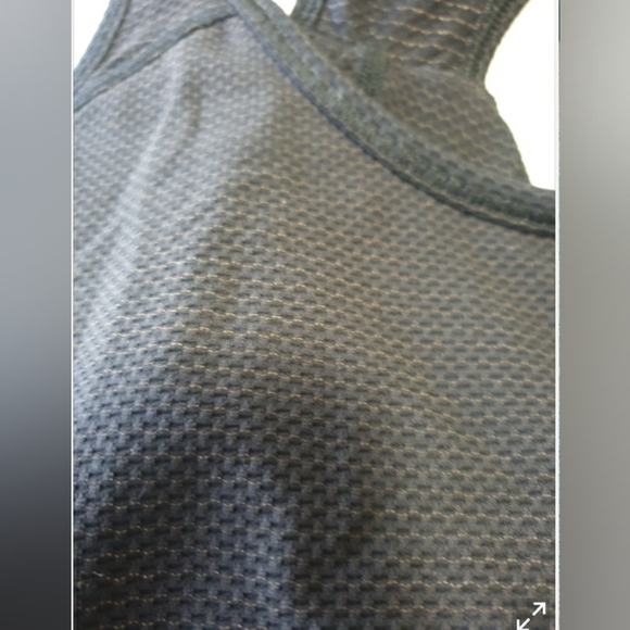 Lululemon tank - Picture 3 of 3